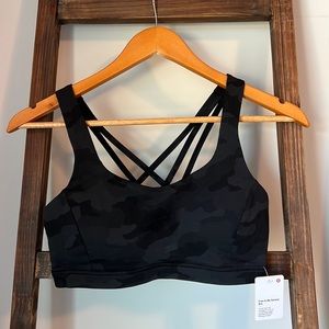 Lululemon Free to Be Serene Bra